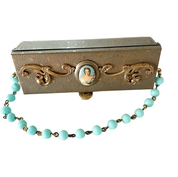 📸🎀Gorgeous Victorian Looking Lipstick Case Brass Starburst Beaded Chain Mirror - Picture 1 of 6